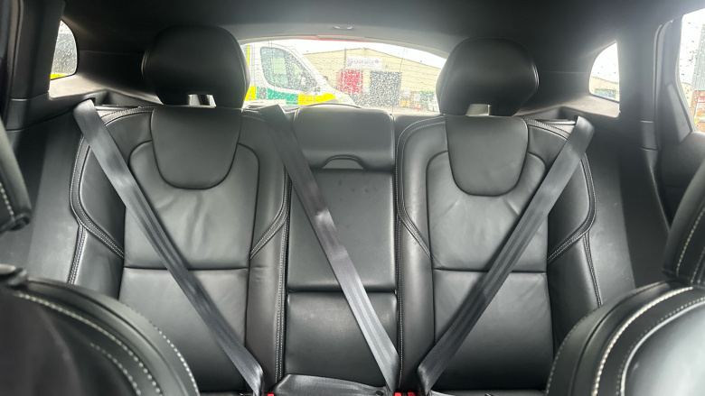 Volvo V40 D3 [4 Cyl 150] R DESIGN Pro 5dr Diesel Hatchback